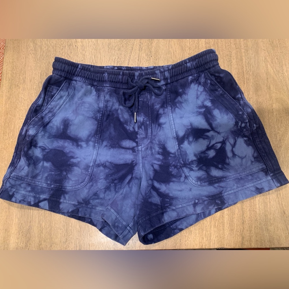 Athleta Farallon Tie-Dye Blue Shorts M - Picture 3 of 9